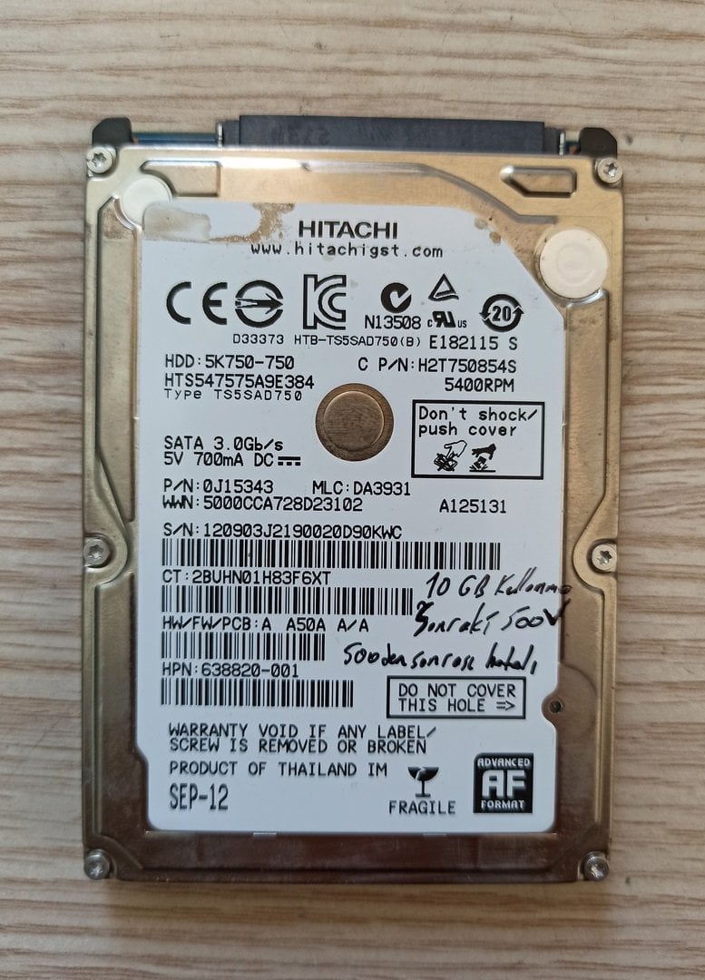 Arızalı Harddisk HGST 5K750-750 HTS547575A9E384 220 0A90269 01